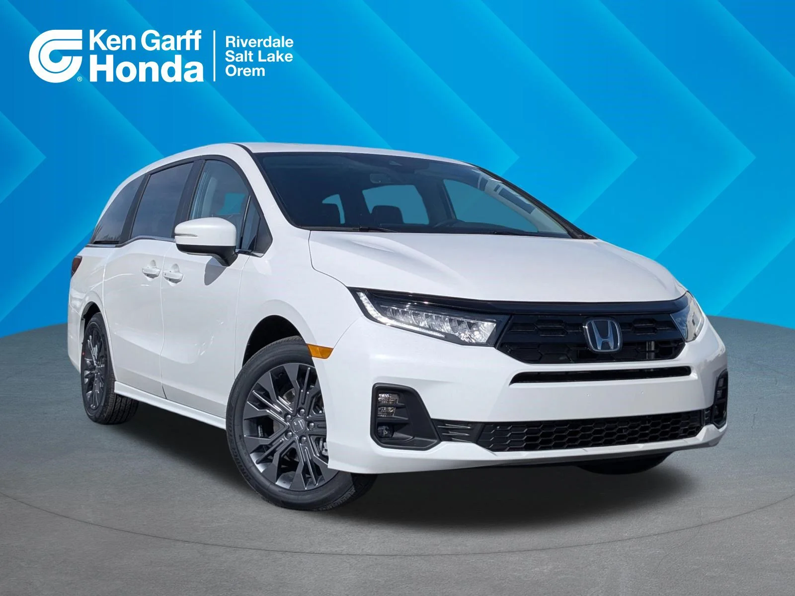 2026 Honda Odyssey Touring's photo