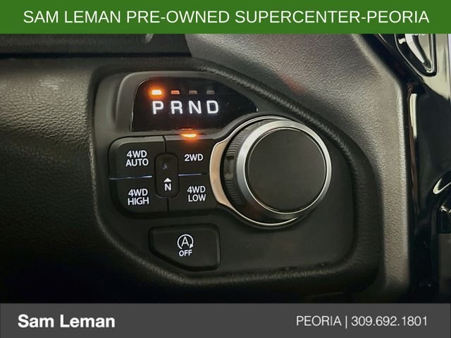 Used 2025 White Ram Big Horn/Lone Star image 17