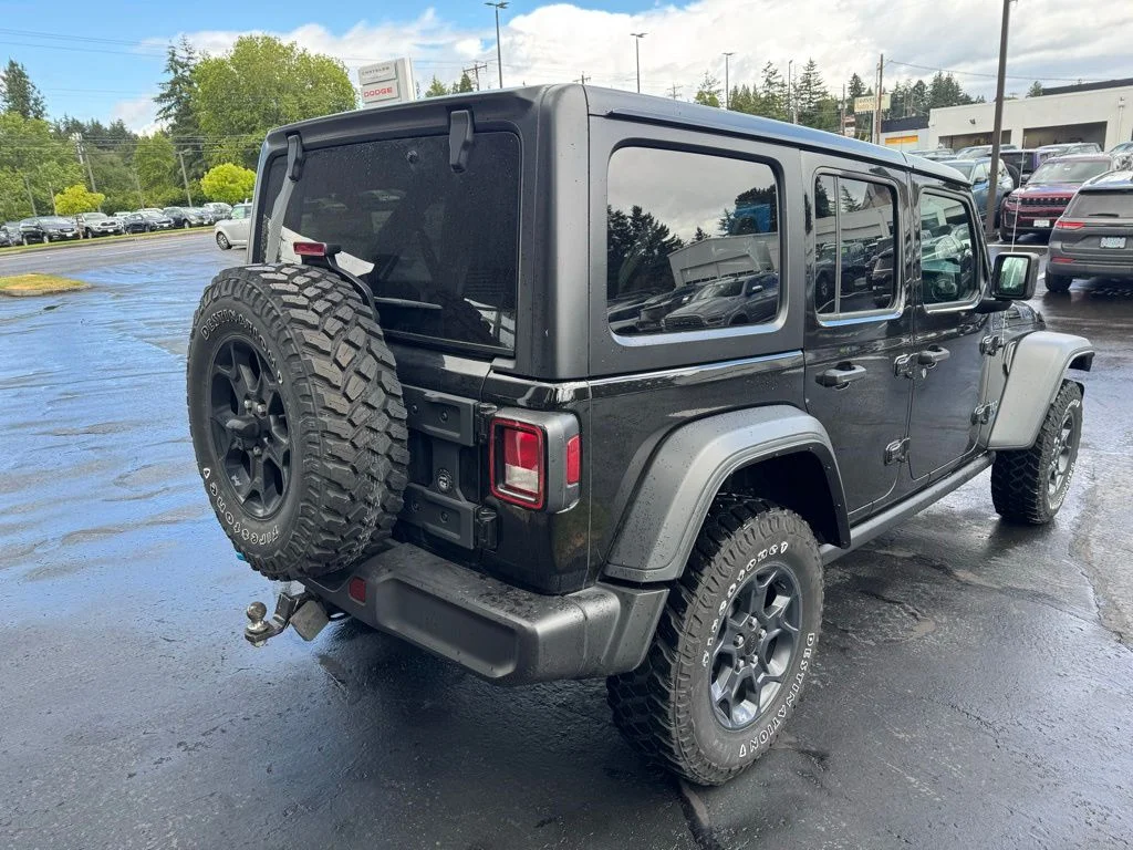Used 2023 Black Jeep Base 4xe image 4