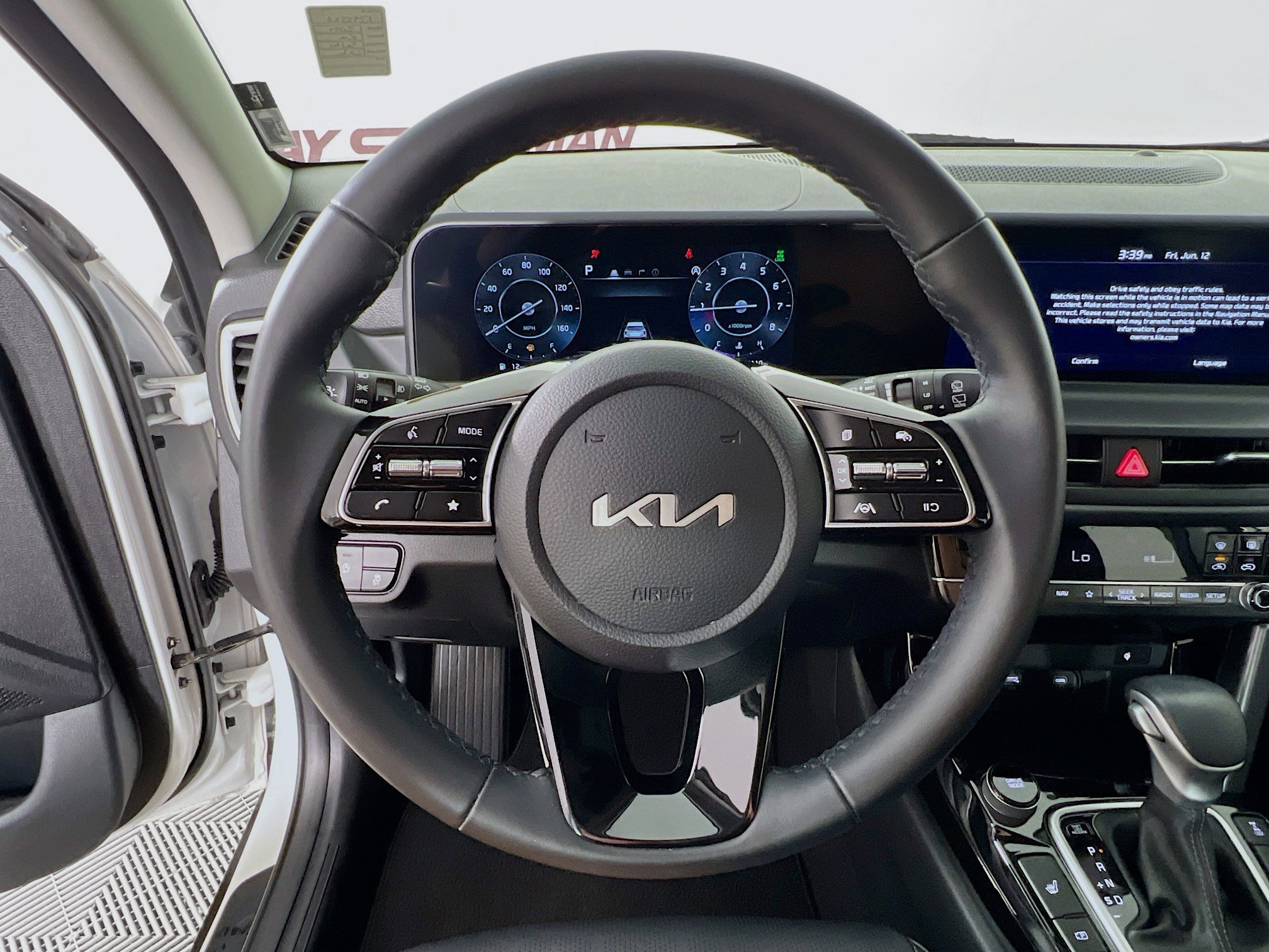 Used 2024 Snow White Pearl Kia EX image 12