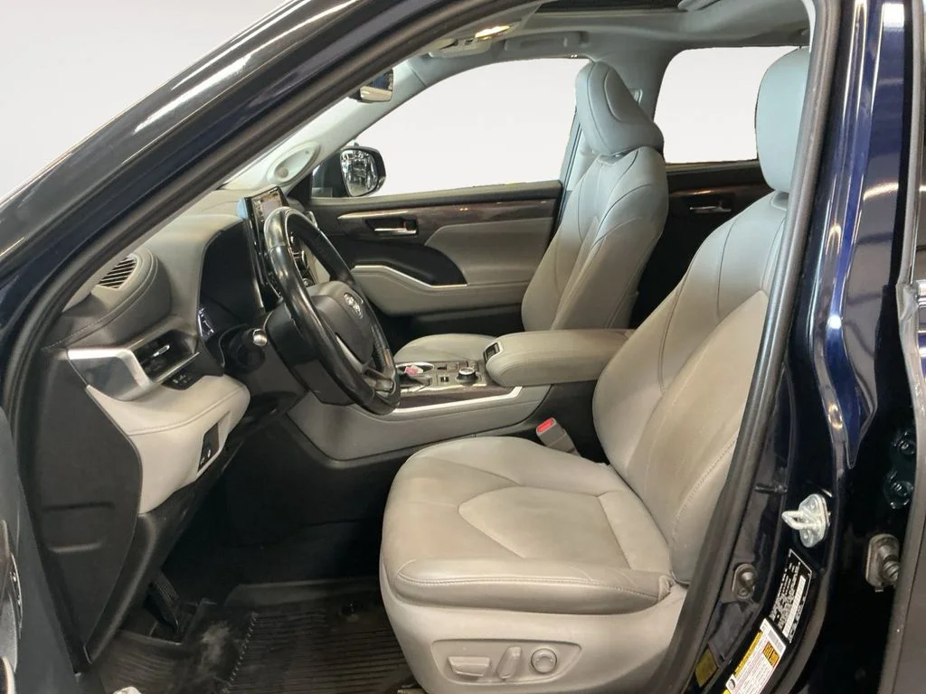 Used 2020 Blue Toyota Limited image 10