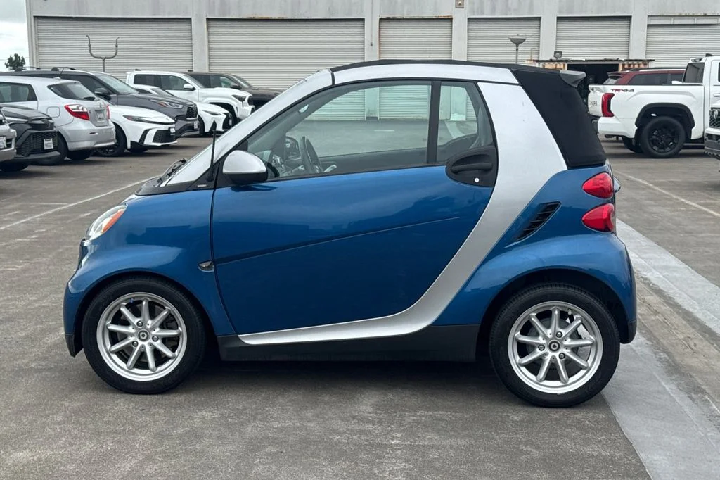 Used 2009 Blue smart Passion image 7