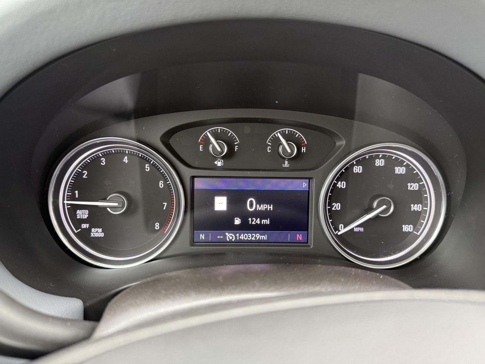 Used 2021 White Frost Tricoat Buick Essence image 10