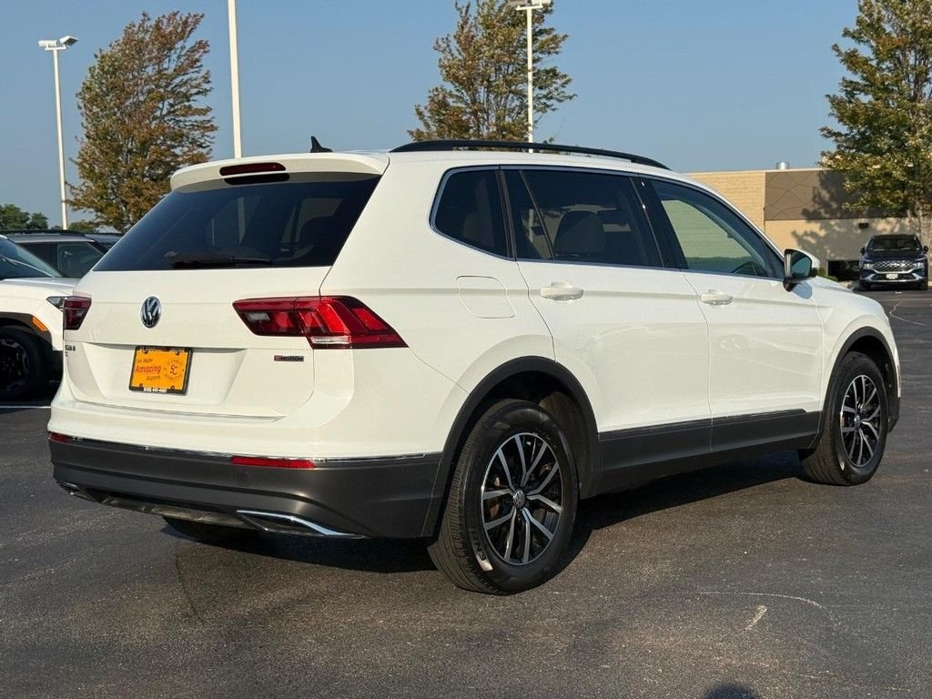 Used 2021 White Volkswagen 2.0T SE image 3