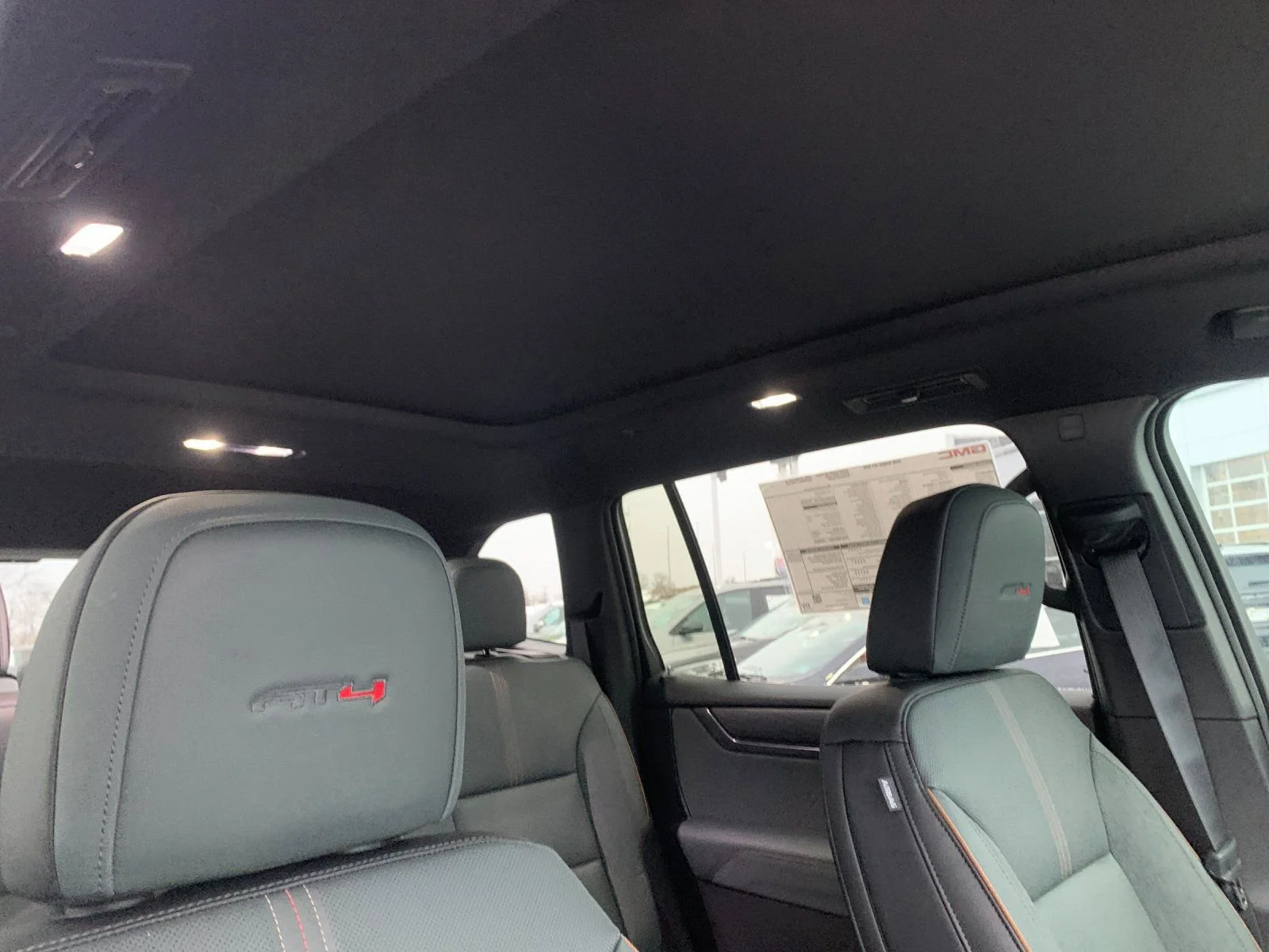 2026 GMC Acadia AT4 - Photo 18