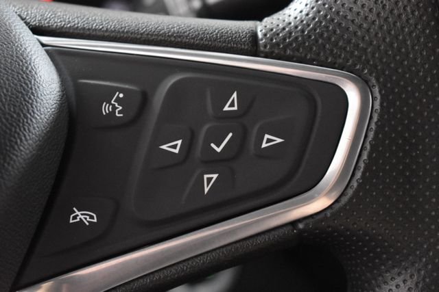 Used 2020 Silver Chevrolet LT image 22