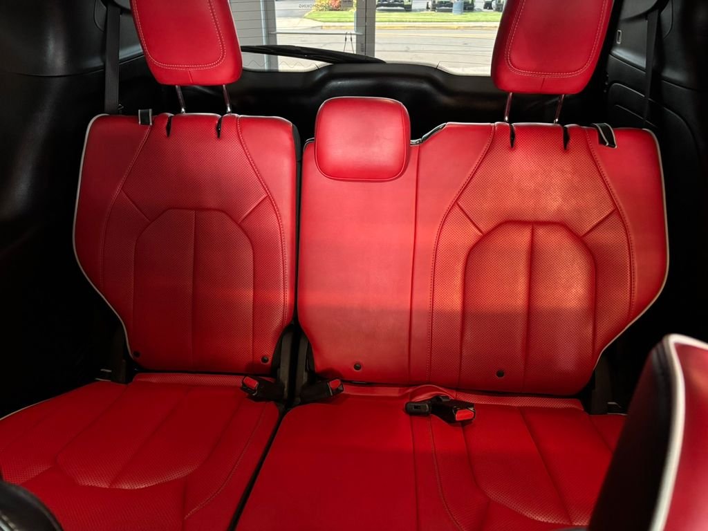 Used 2020 White Chrysler Limited image 27