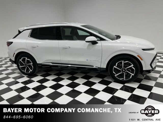 Used 2024 White Chevrolet LT image 6