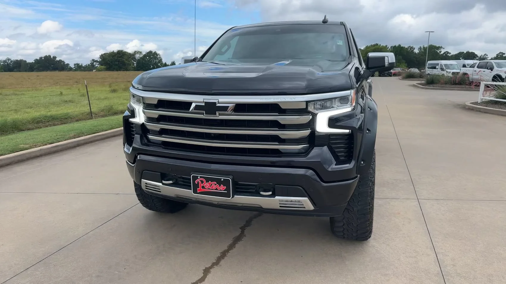 Used 2023 Dark Ash Metallic Chevrolet High Country image 4