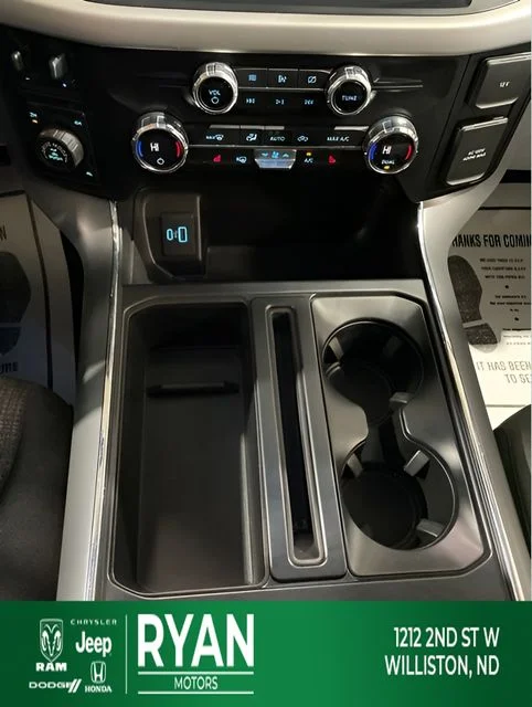 Used 2021 White Ford XLT image 24
