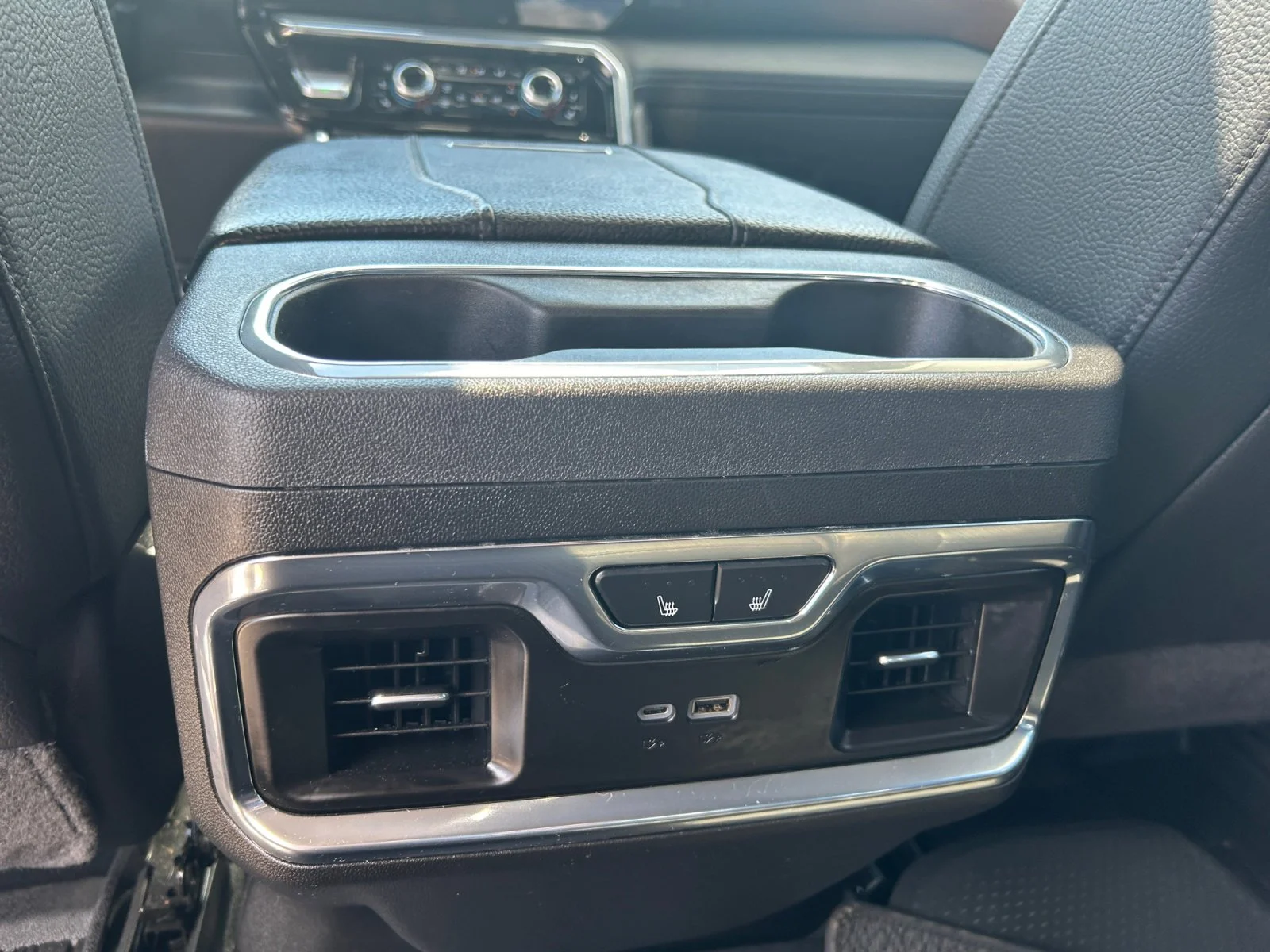 Used 2025 Gray GMC Denali Crew 6.6L DIESEL Leather Sunroof Nav 5th Wheel Prep Package image 20