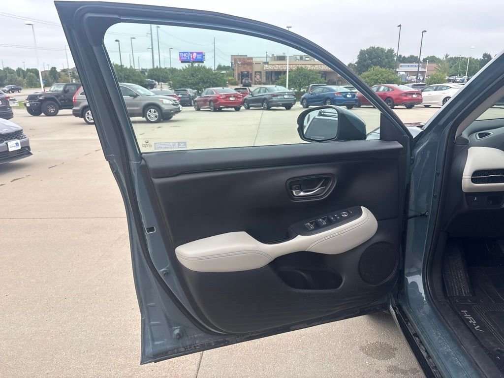 Used 2024 Light Green Honda EX-L image 9