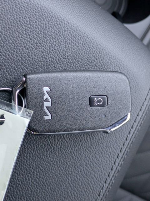 2025 Kia Sportage X-Pro - Photo 38