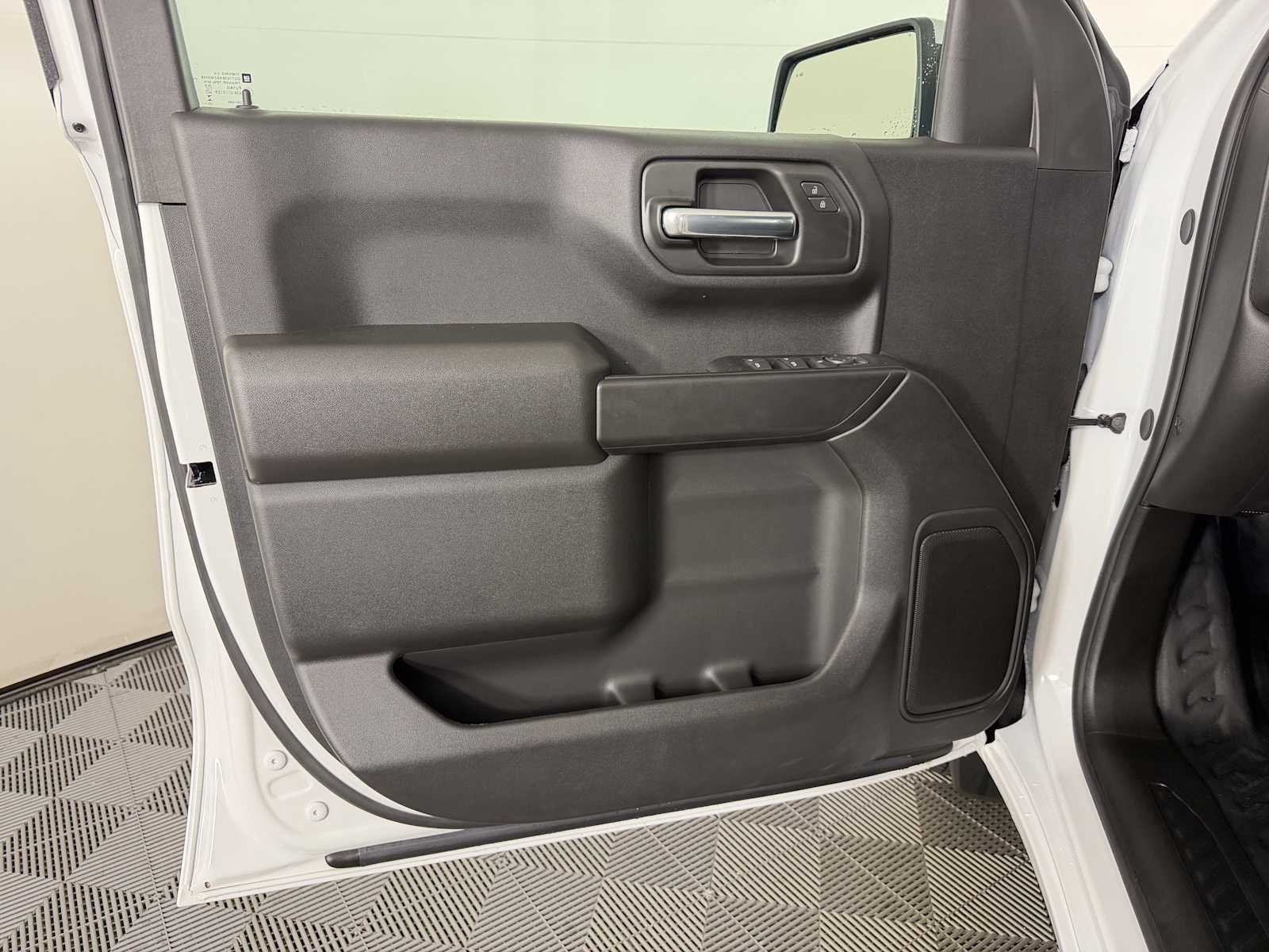 2026 GMC Sierra 1500 Pro - Photo 8