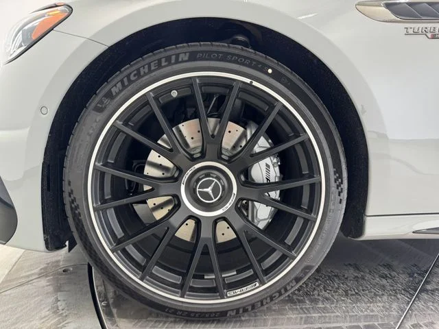 New 2026 MANUFAKTUR Alpine Gray Mercedes-Benz E 53 AMG® image 11