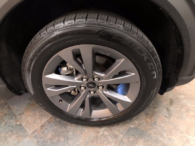Certified Used 2022 Gray Metallic Ford XLT image 9