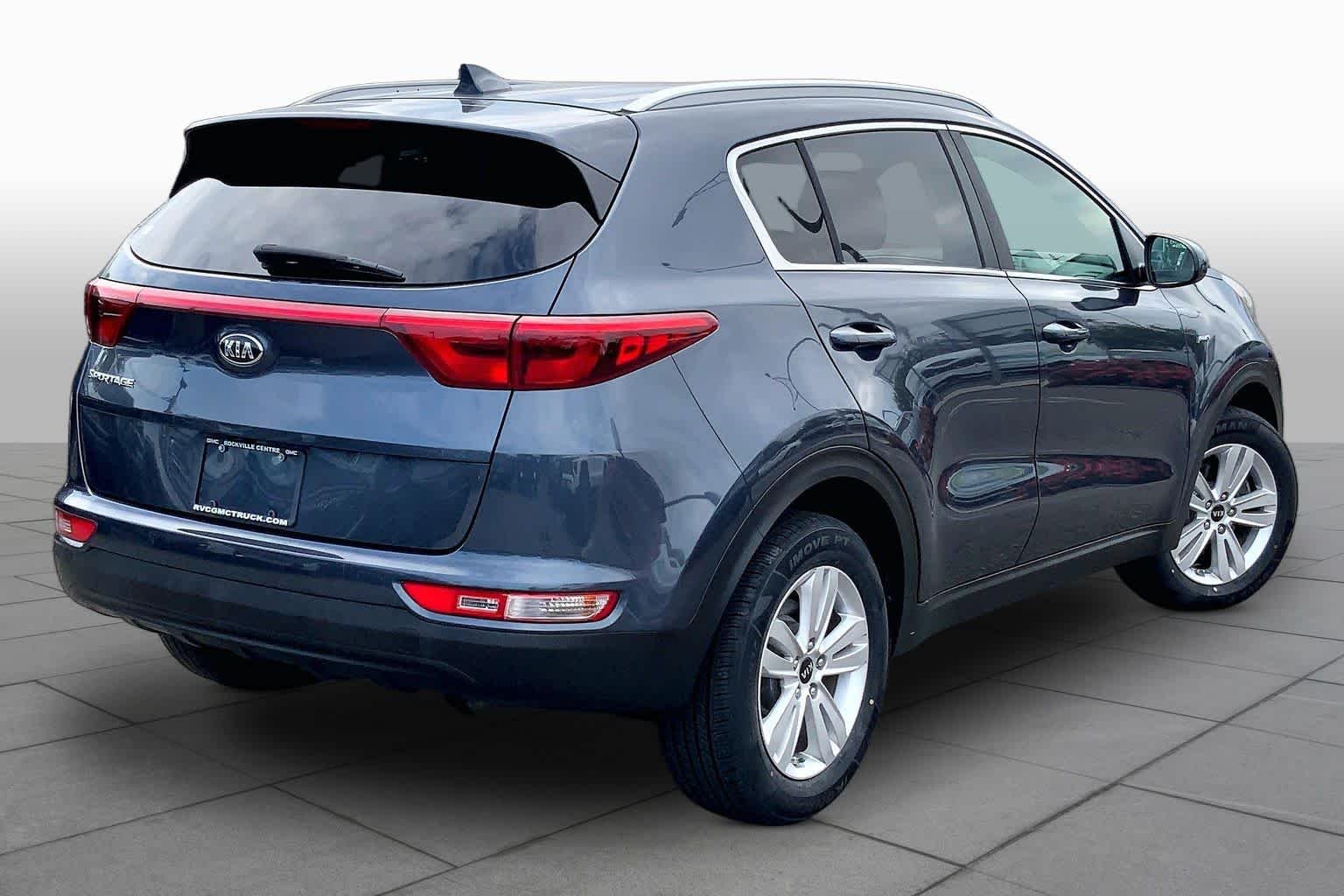 Used 2019 Pacific Blue Kia LX image 13