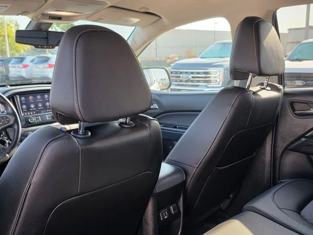 Used 2022 White Chevrolet Z71 image 14
