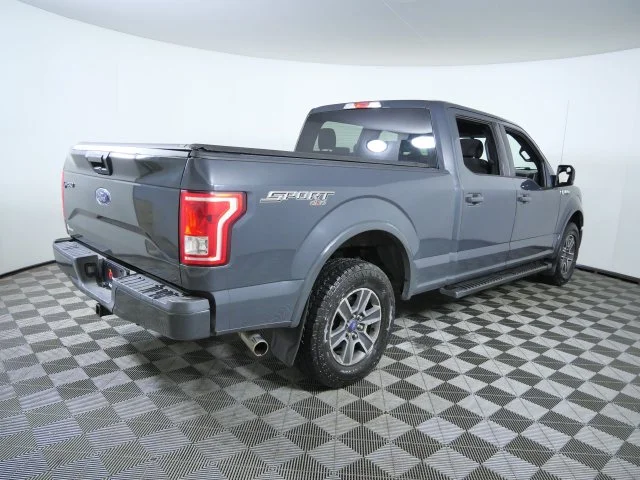 Used 2017 Gray Ford XLT image 6