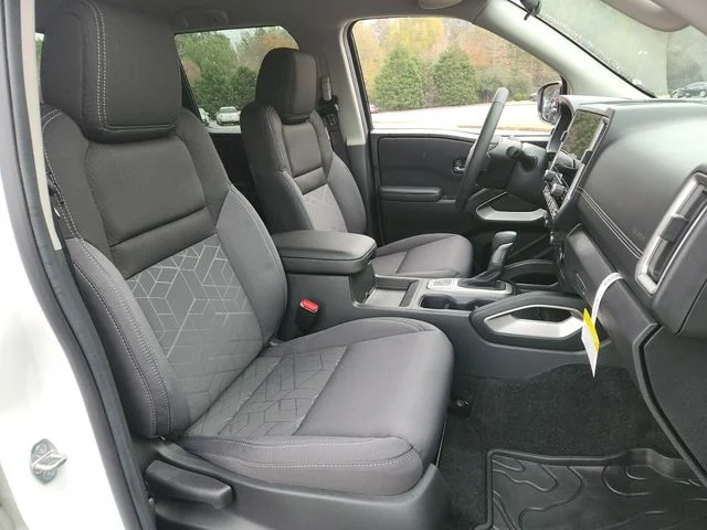 New 2026 Glacier White Nissan Crew Cab SV image 11