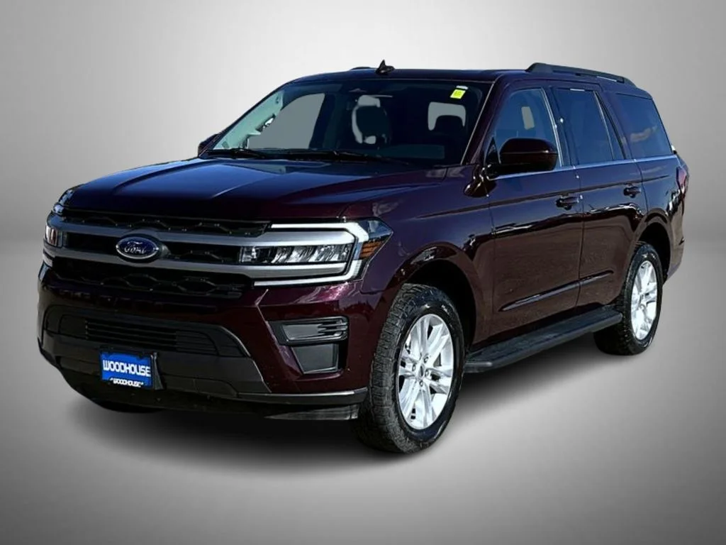 Used 2024 Red Ford XLT image 1