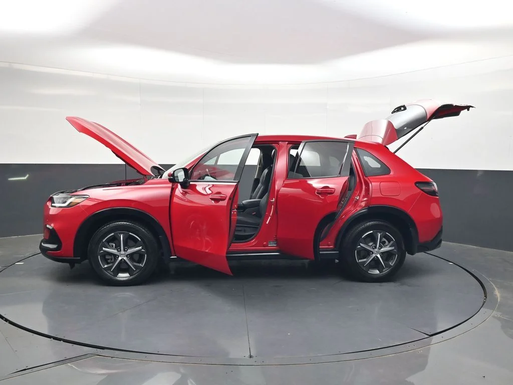 Certified Used 2024 Red Honda EX-L image 39