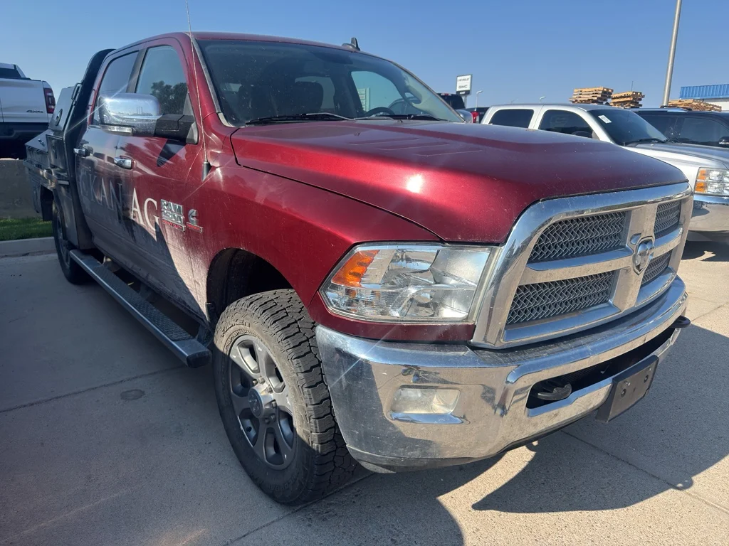 Used 2018 Delmonico Red Pearlcoat Ram Big Horn image 2