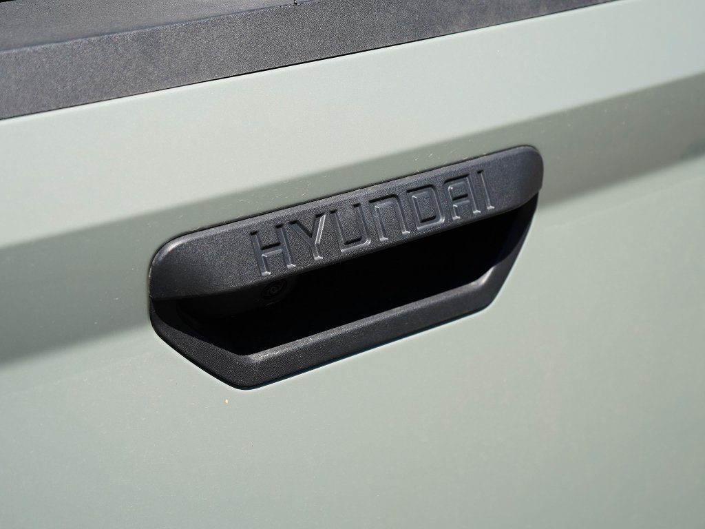 Used 2026 Sage Gray Hyundai SE image 10