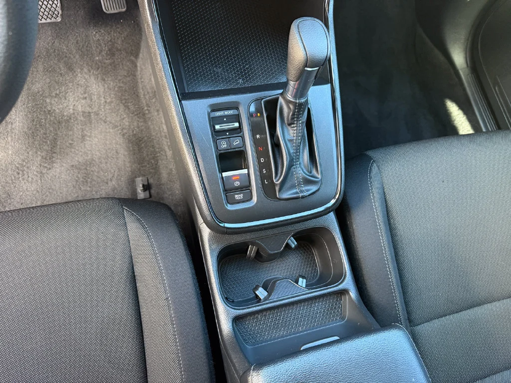 Used 2024  Honda LX image 27