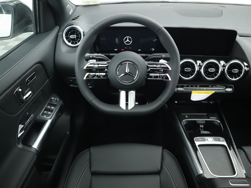 Used 2026 Polar White Mercedes-Benz GLA 250 image 10