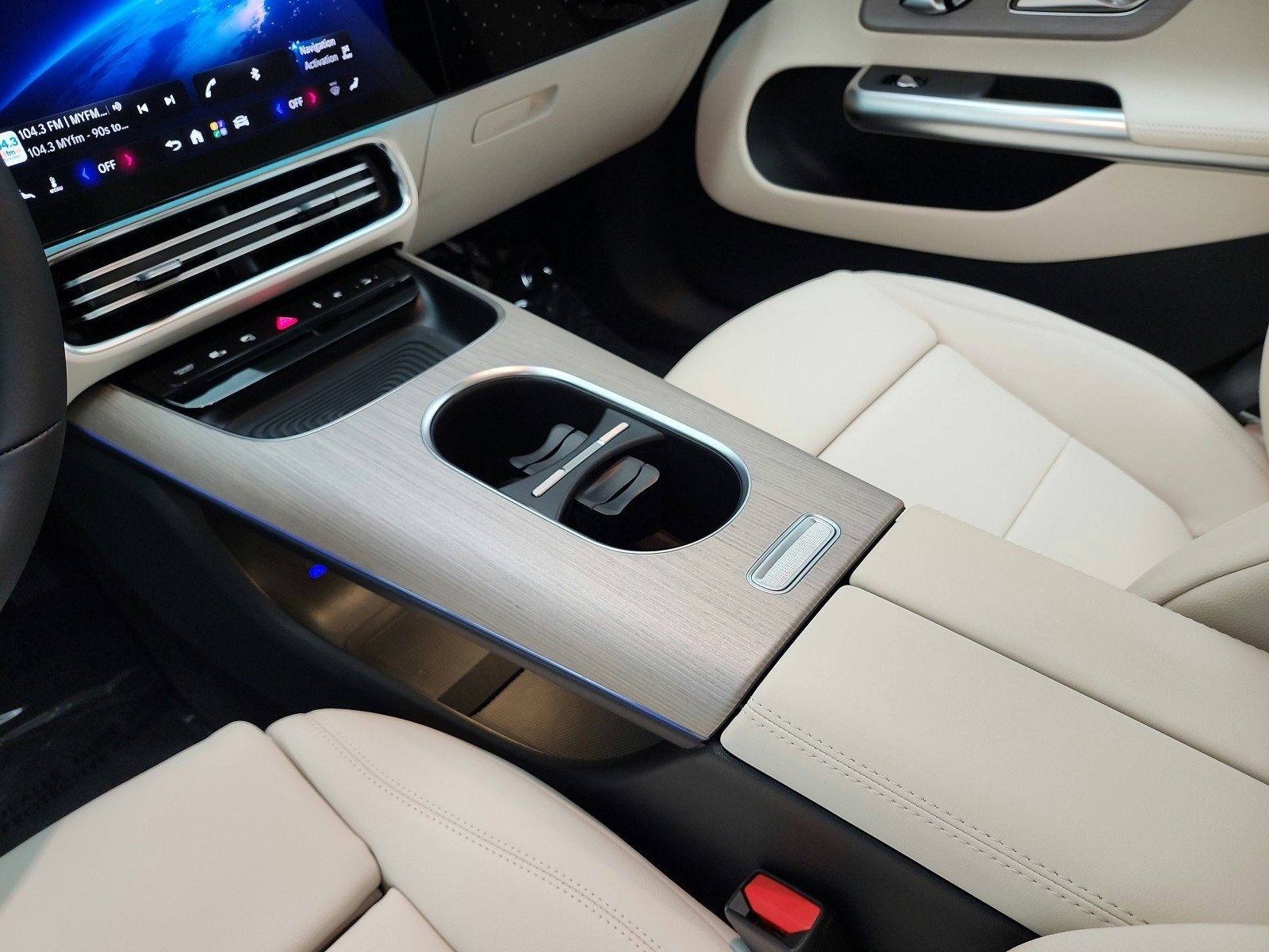 New 2027 Liquid Crystal Green Mercedes-Benz CLA 220 Hybrid image 10