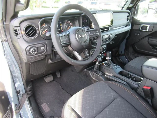New 2026 Anvil Clear-Coat Exterior Paint Jeep Mojave image 16