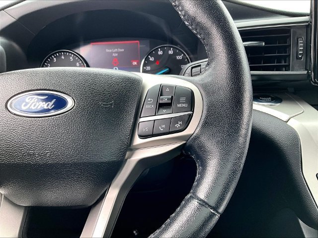 Used 2022 Black Metallic Ford XLT image 25