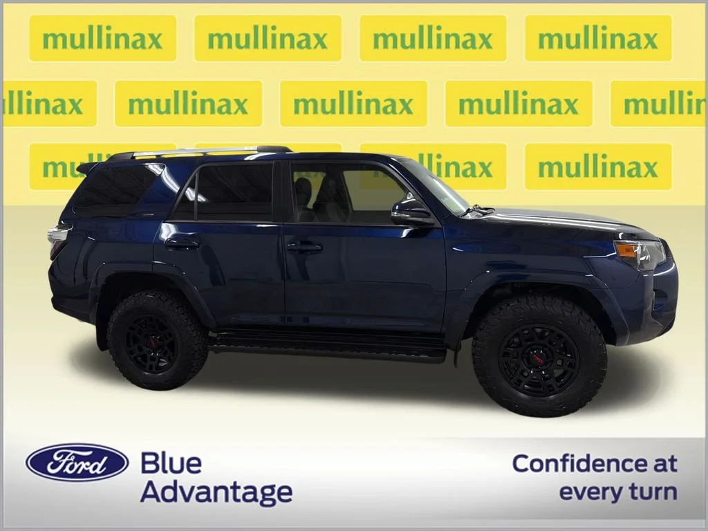 Certified Used 2024  Toyota SR5 Premium image 2