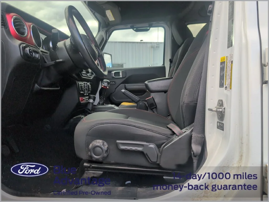 Certified Used 2021 White Jeep Rubicon image 12