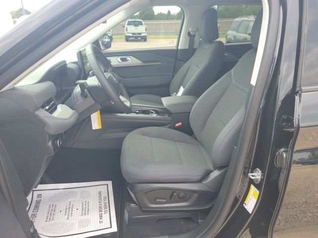 New 2026 Black Metallic Ford Active image 17