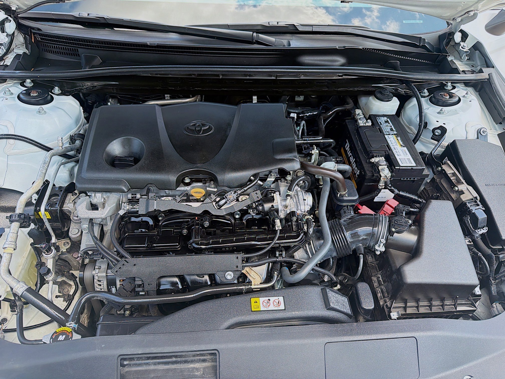 Used 2023 Ice Cap Toyota LE image 33