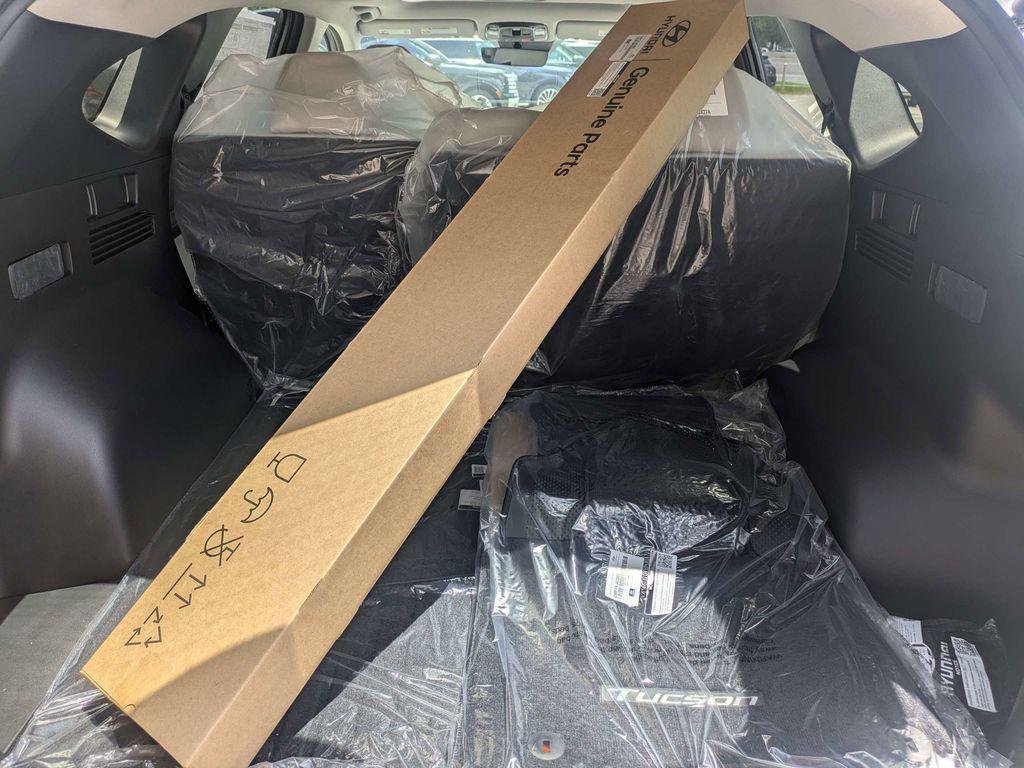 New 2026 Silver Hyundai SEL Premium FWD image 12