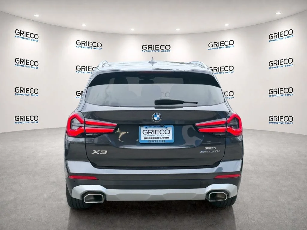 Used 2024 Gray BMW sDrive30i image 6