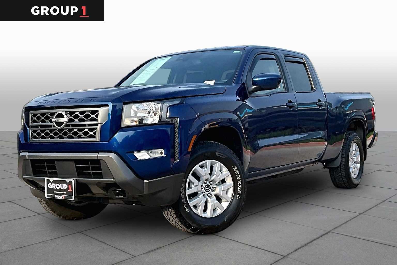 2023 Nissan Frontier SV Crew Cab 4X4 LWB's photo