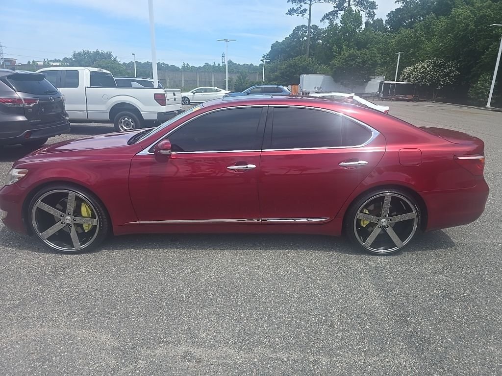 Used 2012 Red Lexus 460 image 8