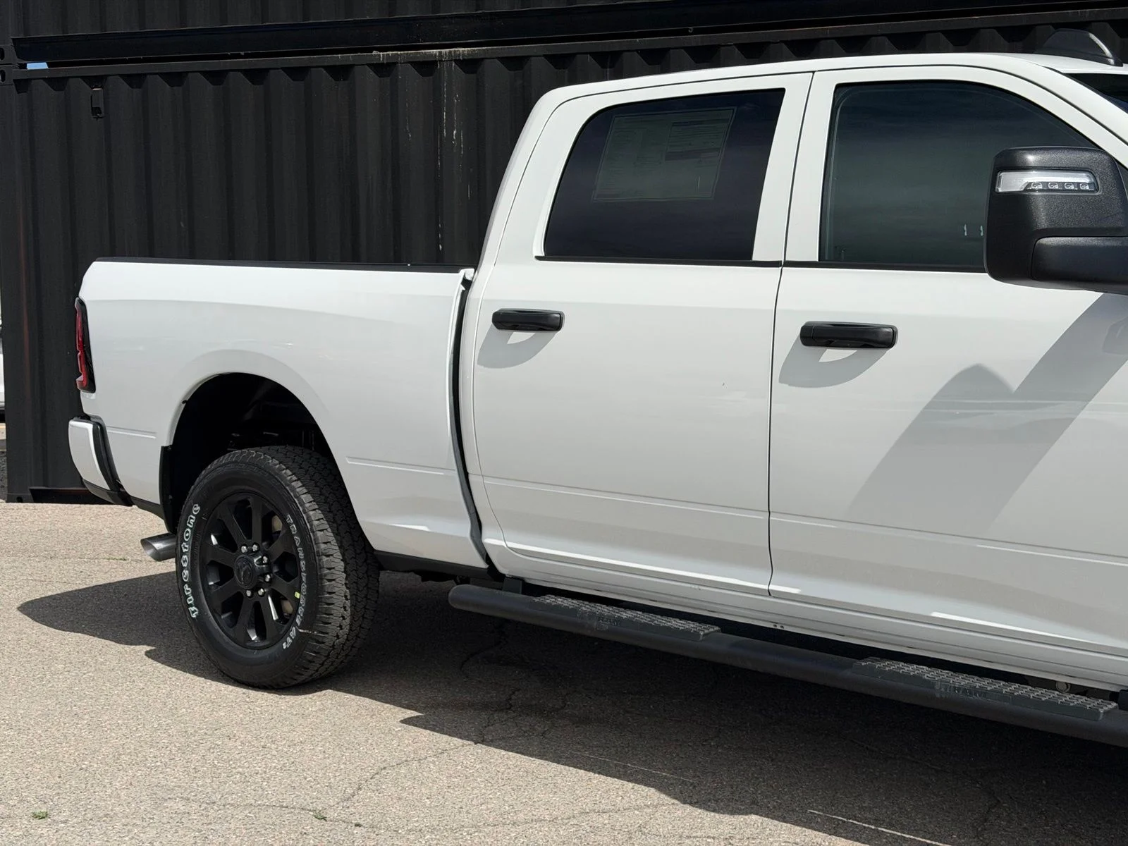 New 2026 Bright White Clear-Coat Exterior Paint RAM  image 5