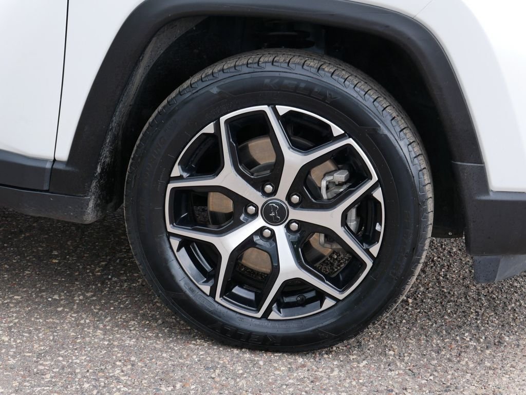 Certified Used 2025 White Jeep Limited image 7