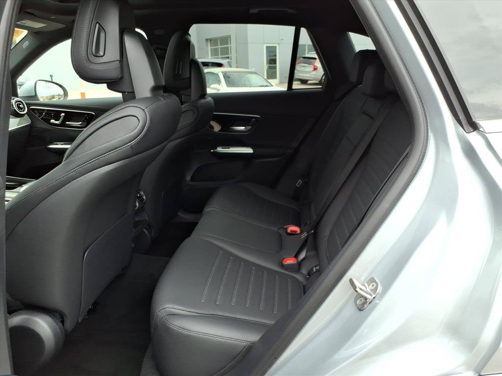 New 2026 Cirrus Silver Met Mercedes-Benz GLC 300 image 12