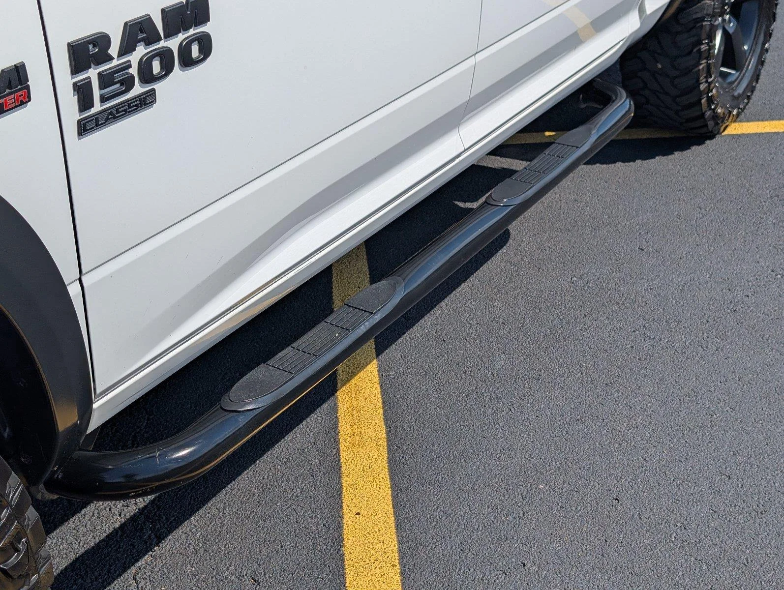 Used 2020 Bright White Clearcoat Ram Warlock image 13