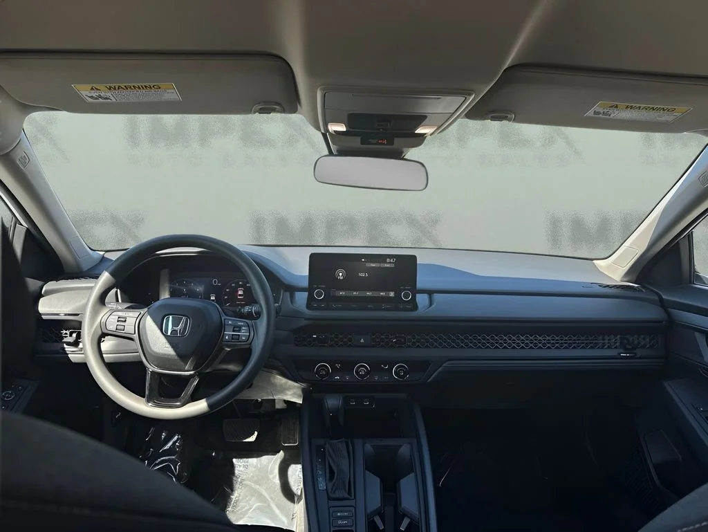 Used 2025 White Honda LX image 12