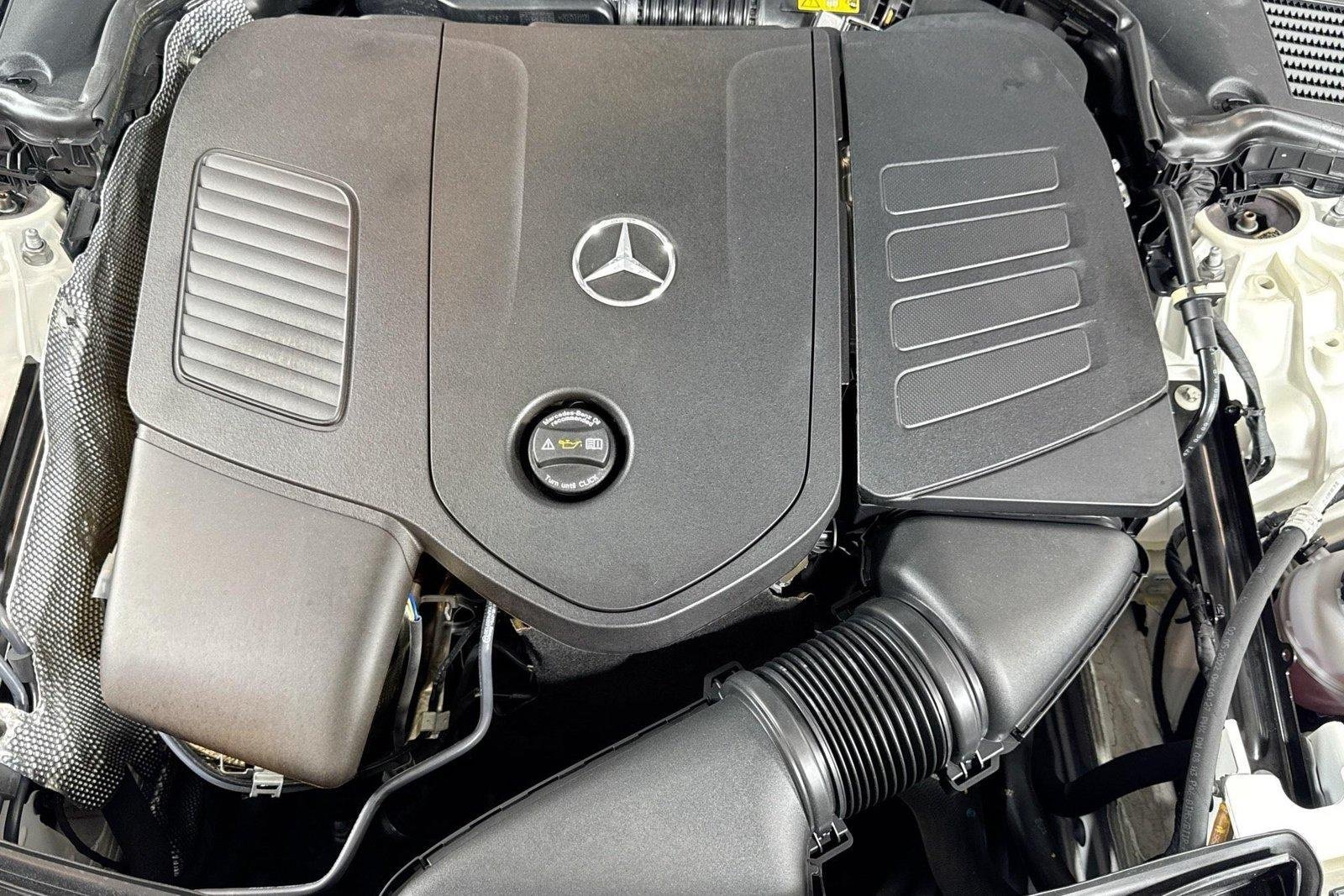 Used 2023 Polar White Mercedes-Benz C 300 image 29