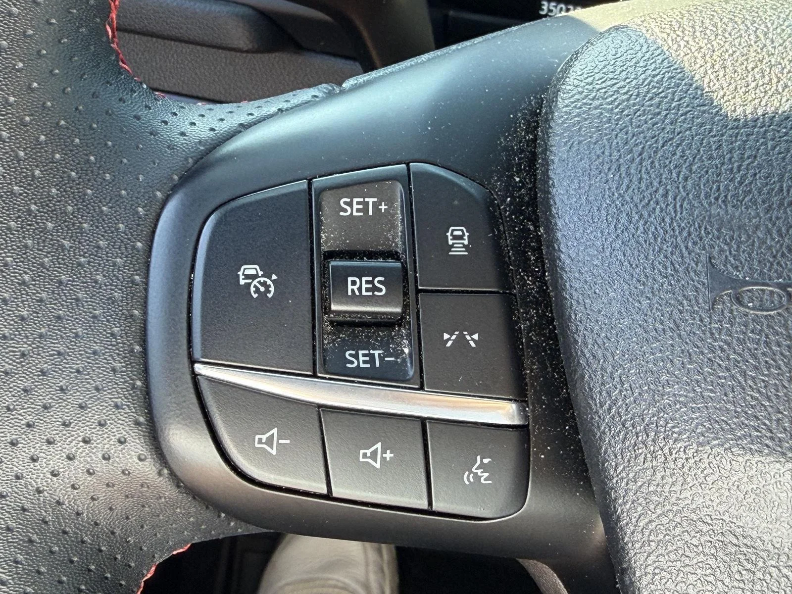 Used 2023 Vapor Blue Ford ST-Line image 9