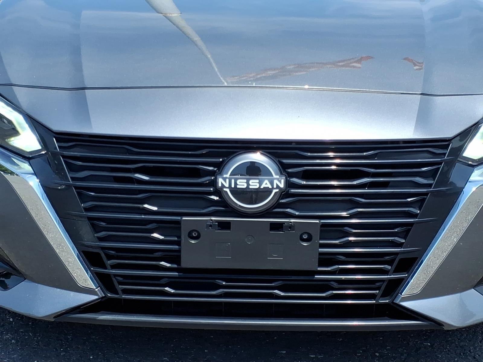 Used 2024 Gun Metallic Nissan 2.5 SV image 13