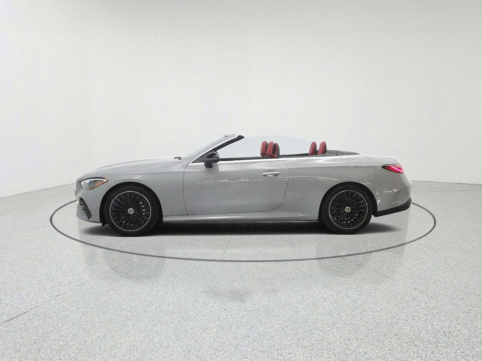 Certified Used 2024 MANUFAKTUR Alpine Grey Metallic Mercedes-Benz CLE 450 4MATIC® Cabriolet image 8